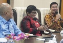 Sonti Bakara Hadiri Penyerahan LKPD Unaudited Pemkab BU Tahun 2023 ke BPK
